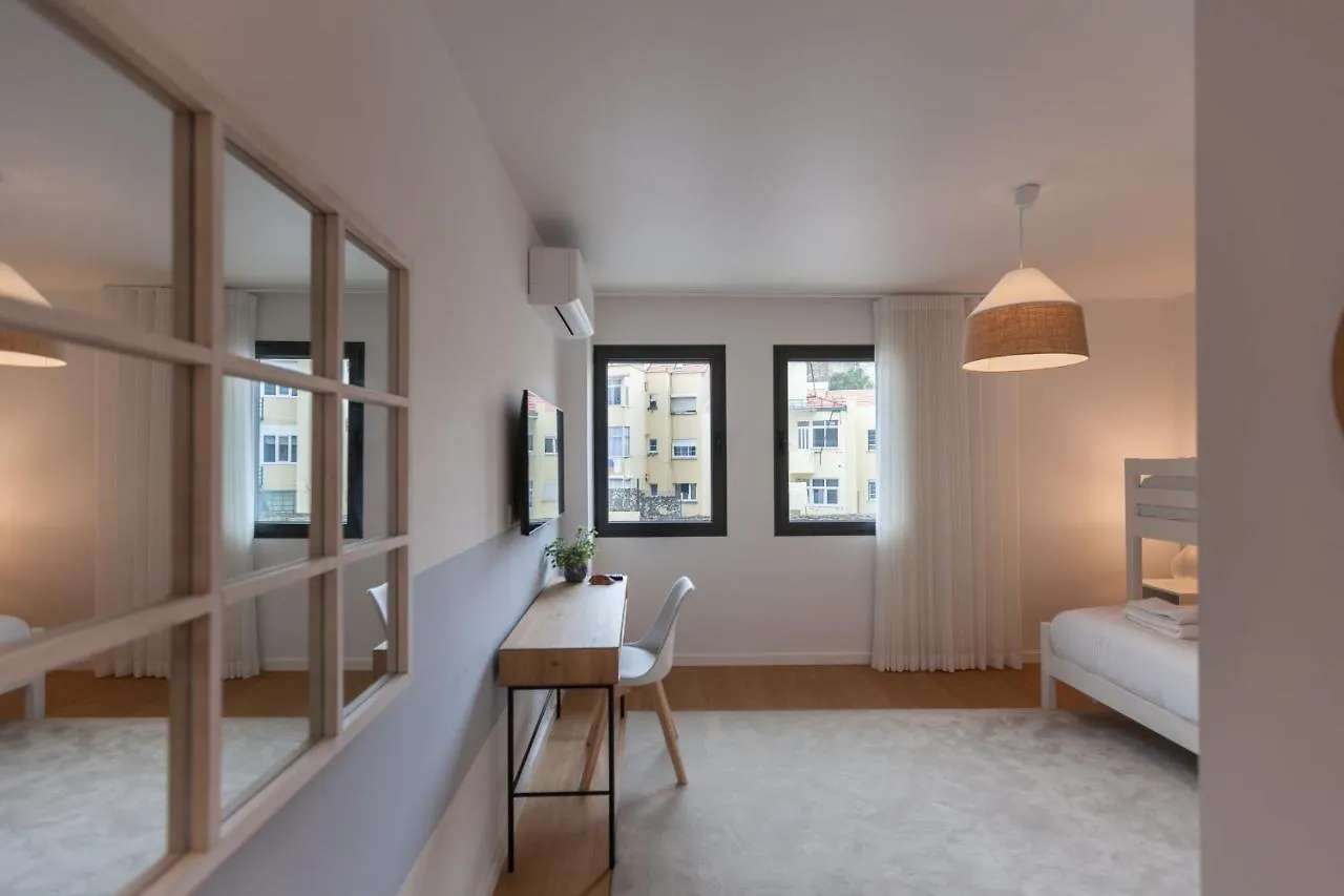 Flh Graca Stylish Terrace Apartment Lisbon